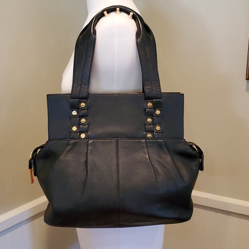 Like NEW Bodhi leather purse